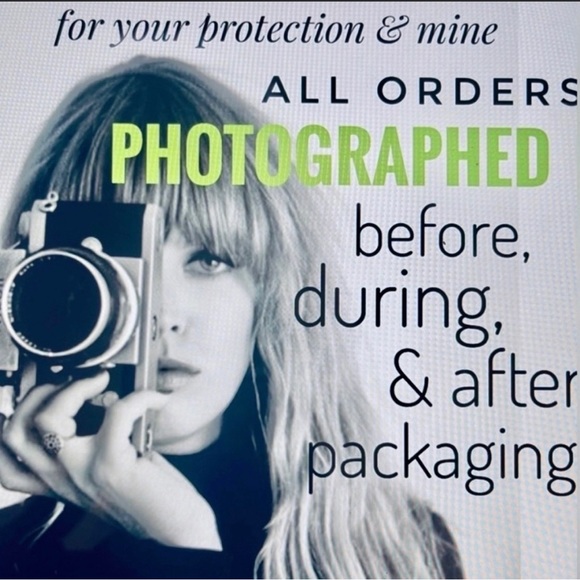 ♠️ MANDALAY GOLD LACE EMBROIDERY CORSET ♠️ - Picture 15 of 15